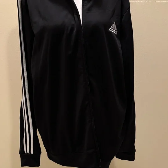 Adidas Classic Black Sweatshirt - US XL - Picture 3 of 8